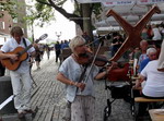 Músicos en el barrio viejo. Düsseldorf.