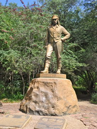 Monumento a Livingston en las cataratas Victoria. Zambia.