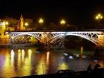 Puente de Triana sobre el Guadalquivir - Sevilla