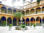Patio del Hospital de San Juan de Dios - Granada