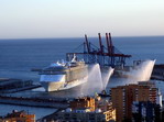 Megacrucero en el puerto de Málaga.