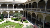 Museo Hospital de Santa Cruz.
