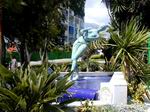 Estatua de joven esquiadora acuática - Marbella